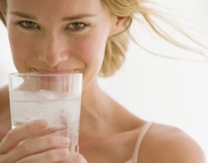 Колко вода трябва да пием дневно според теглото си?