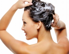 4 типични грешки при миенето на косата