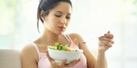 9 храни, които да включите в менюто си по време на бременност