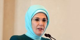 Съпругата на Ердоган: Харемът бил училище, което подготвя жените за живота