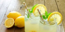 Лимонада с хималайска сол: спира мигрената бързо