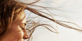 Как да защитите косата си на плажа?