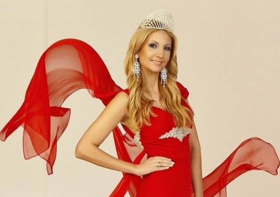 Мисис България 2012 за красотата, козметичните процедури и баланса между семейството и кариерата