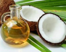 Още ползи от кокосовото масло в грижата за красотата