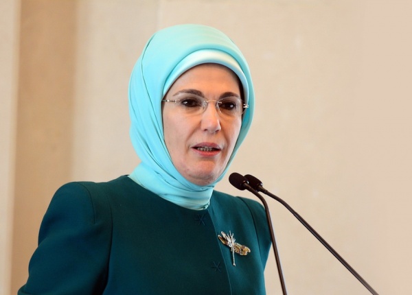 Съпругата на Ердоган: Харемът бил училище, което подготвя жените за живота