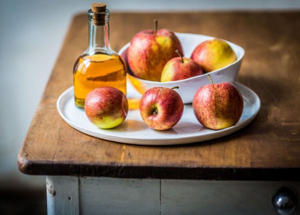 Каква е истината за ябълковия оцет, когато става въпрос за отслабване?