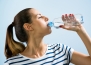  Как пиенето на вода може да помогне за свалянето на килограми