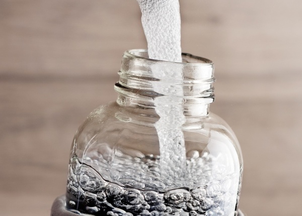 Колко често трябва да почиствате бутилката си за вода?