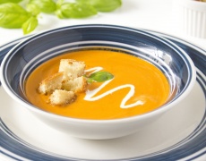 Рецепта за лучена крем-супа с пармезан