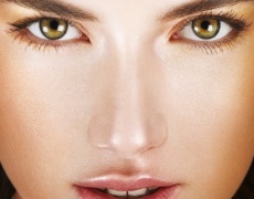Жената според цвета на очите й: Пъстри